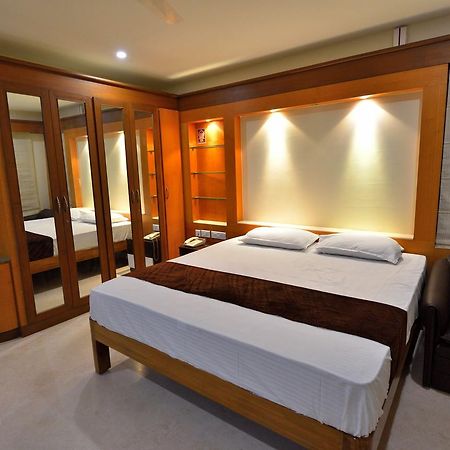 Sri Ranga Krupa Hotel Tiruchirappalli Eksteriør billede